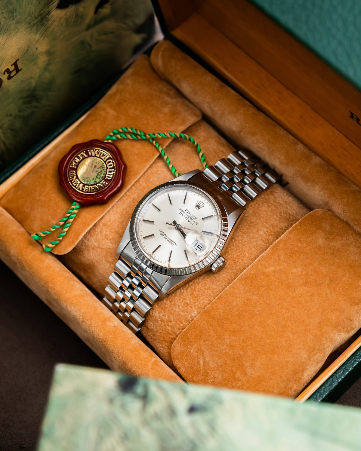 Rolex 16030 Perpetual Datejust - Grey Dial