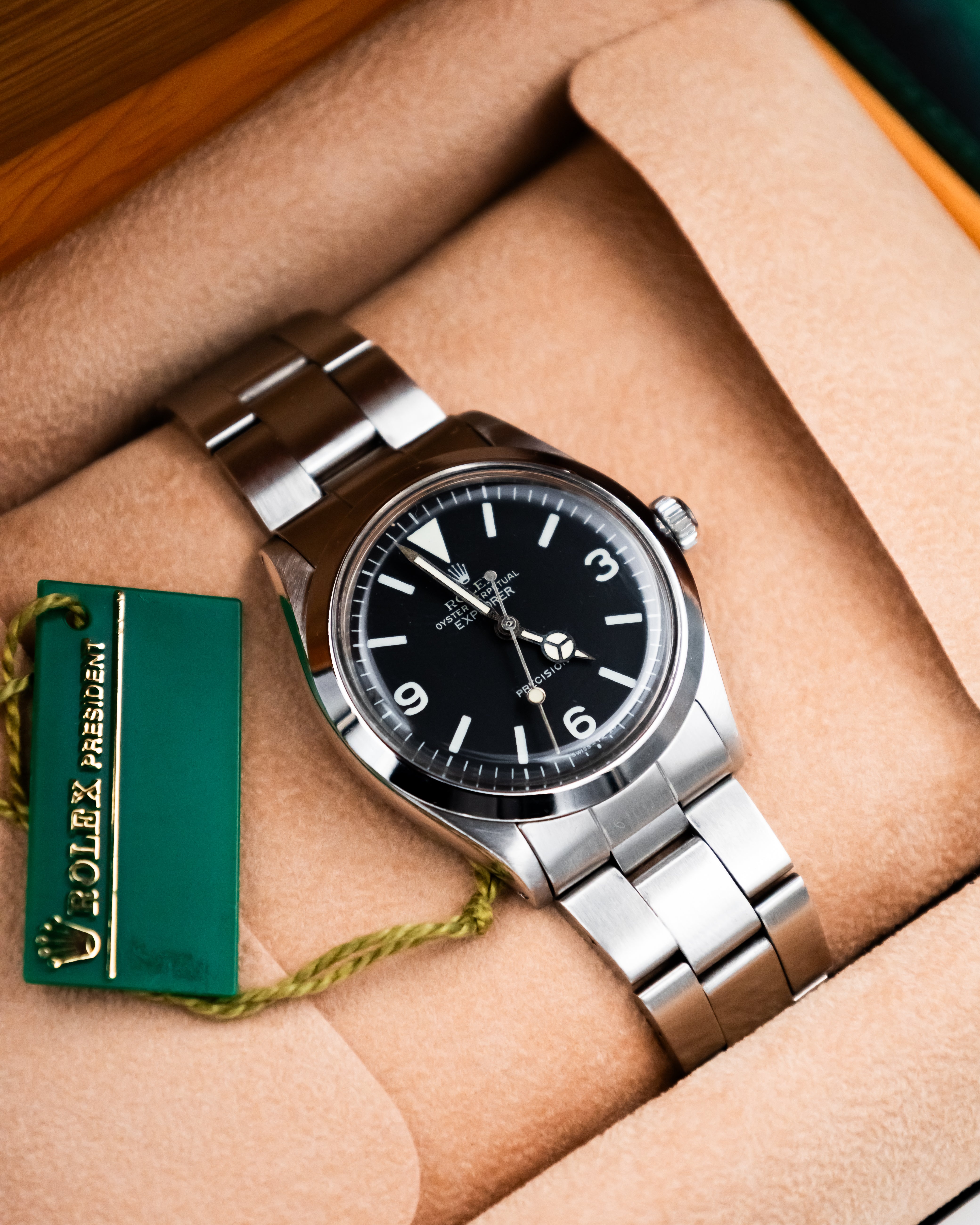 Rolex 5500 Explorer - Black dial
