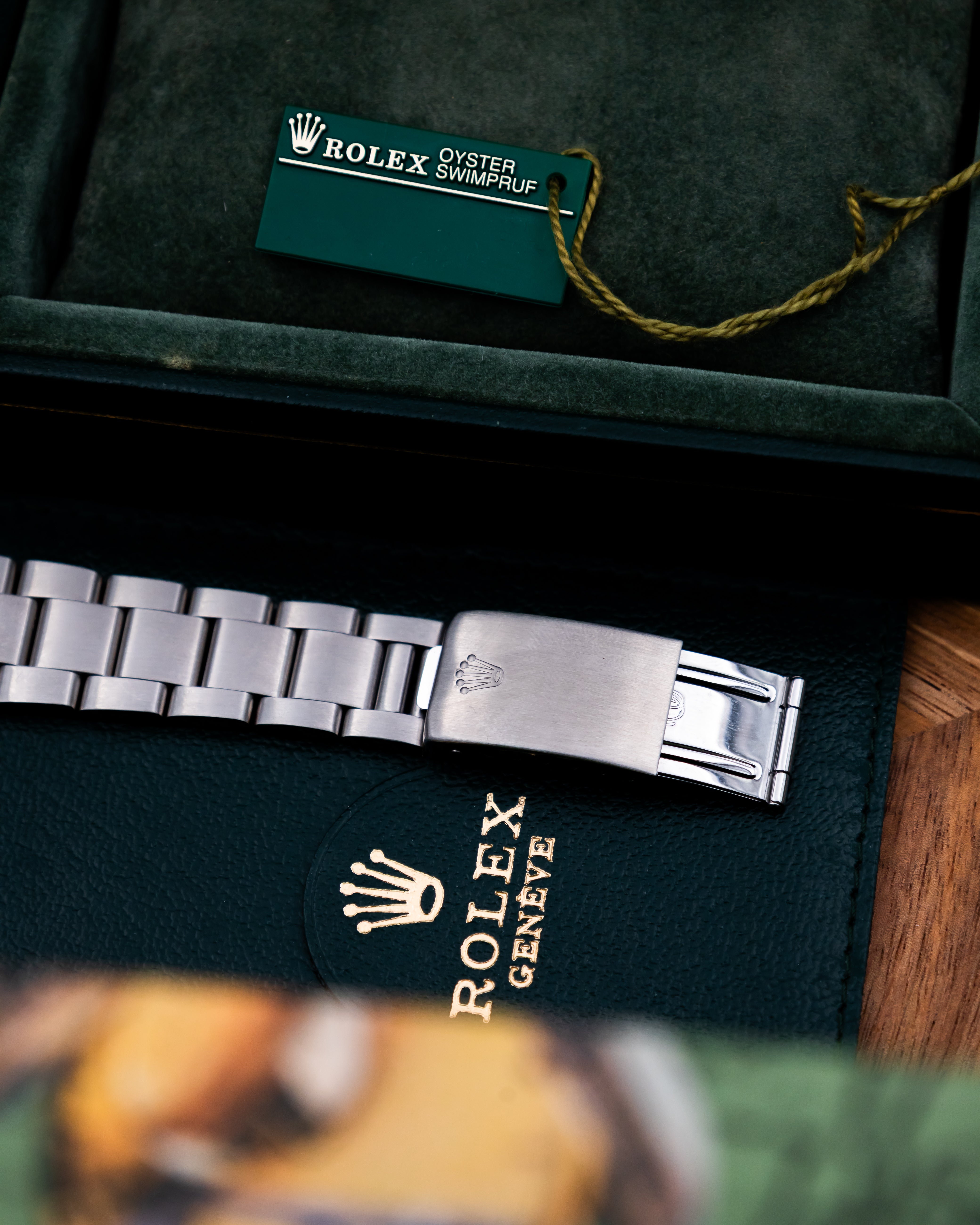 Rolex 1008 Oyster Perpetual- gold dial