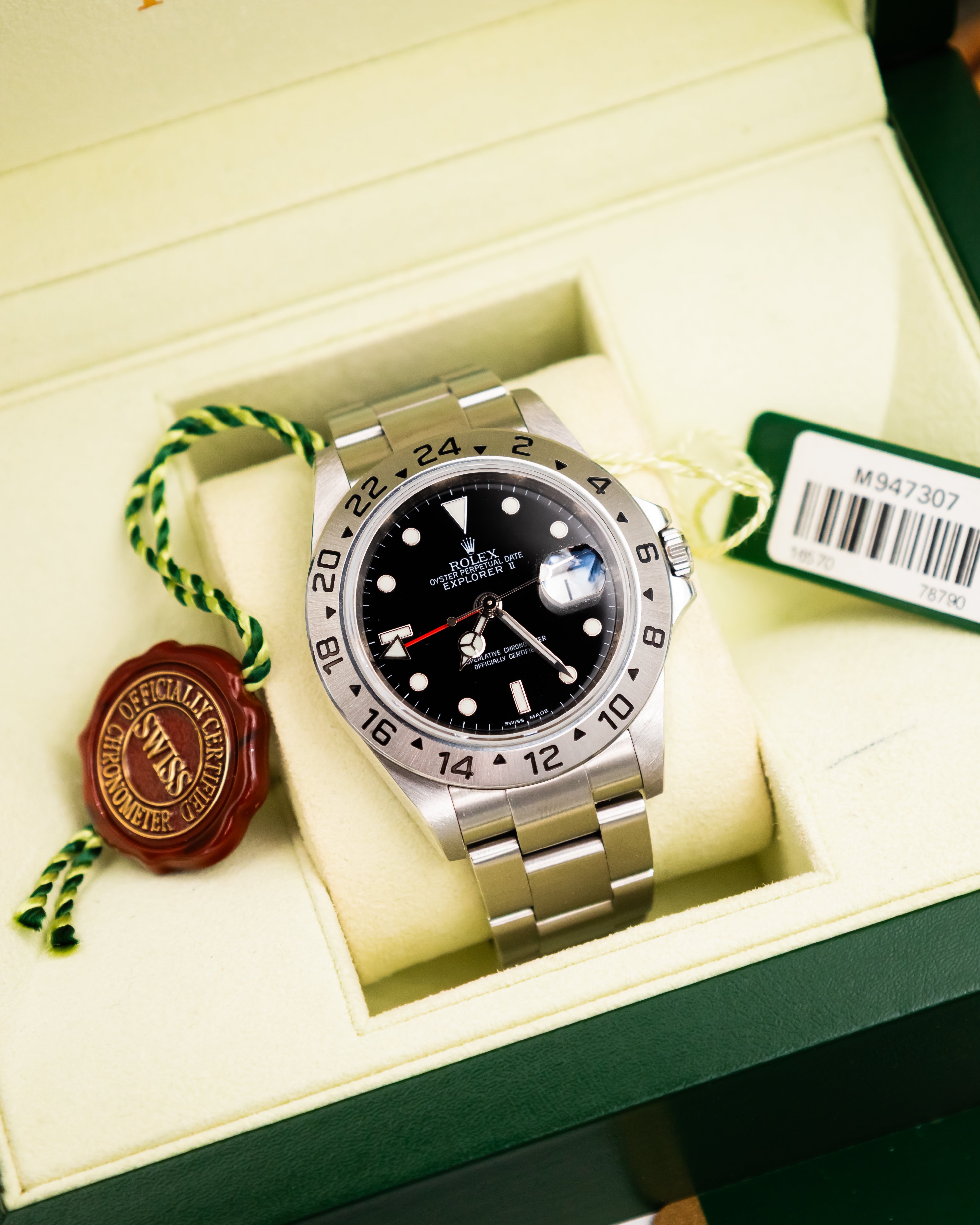 Rolex 16570T RRR Explorer II - Black Dial