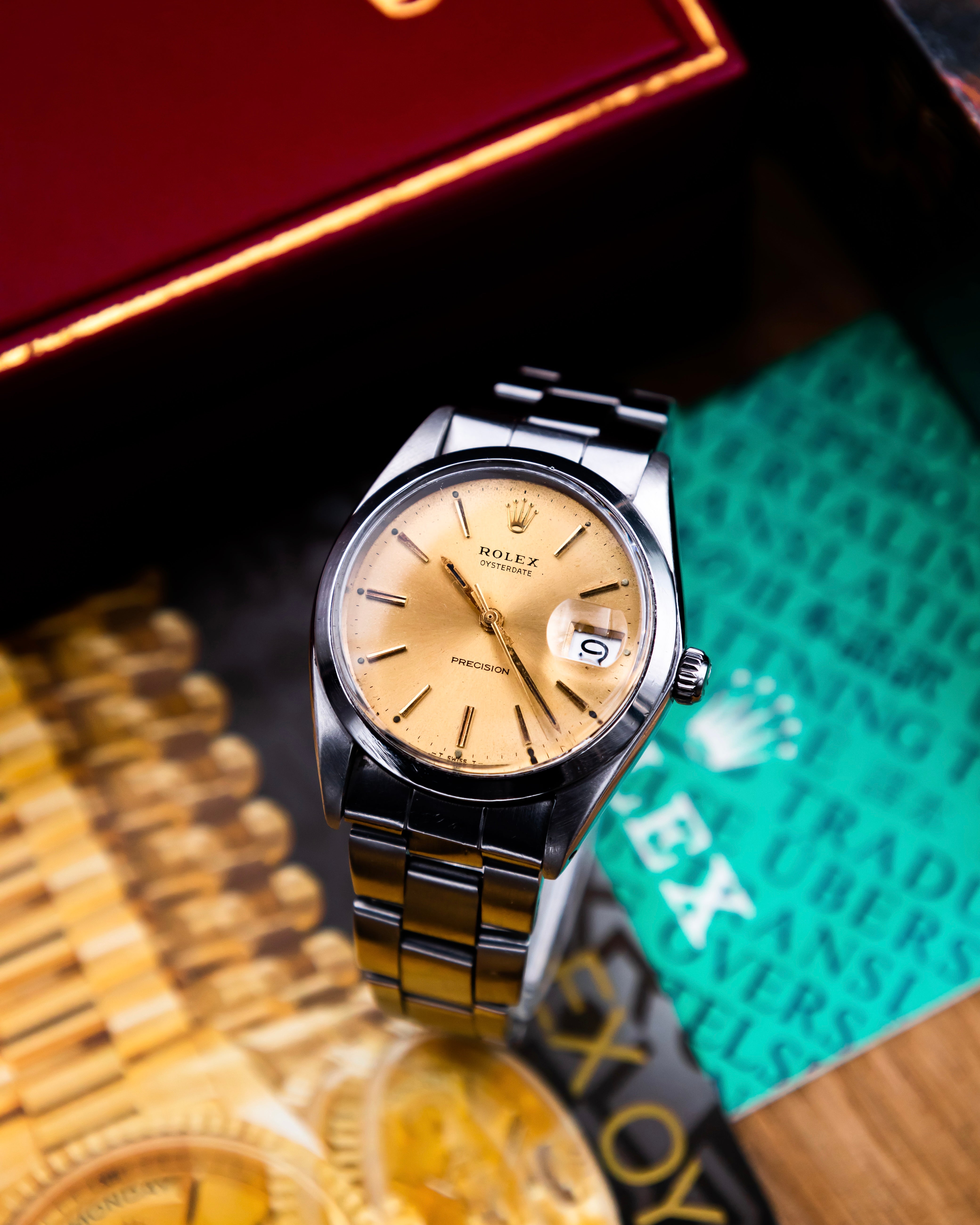 Rolex 6694 Oysterdate - champagne dial