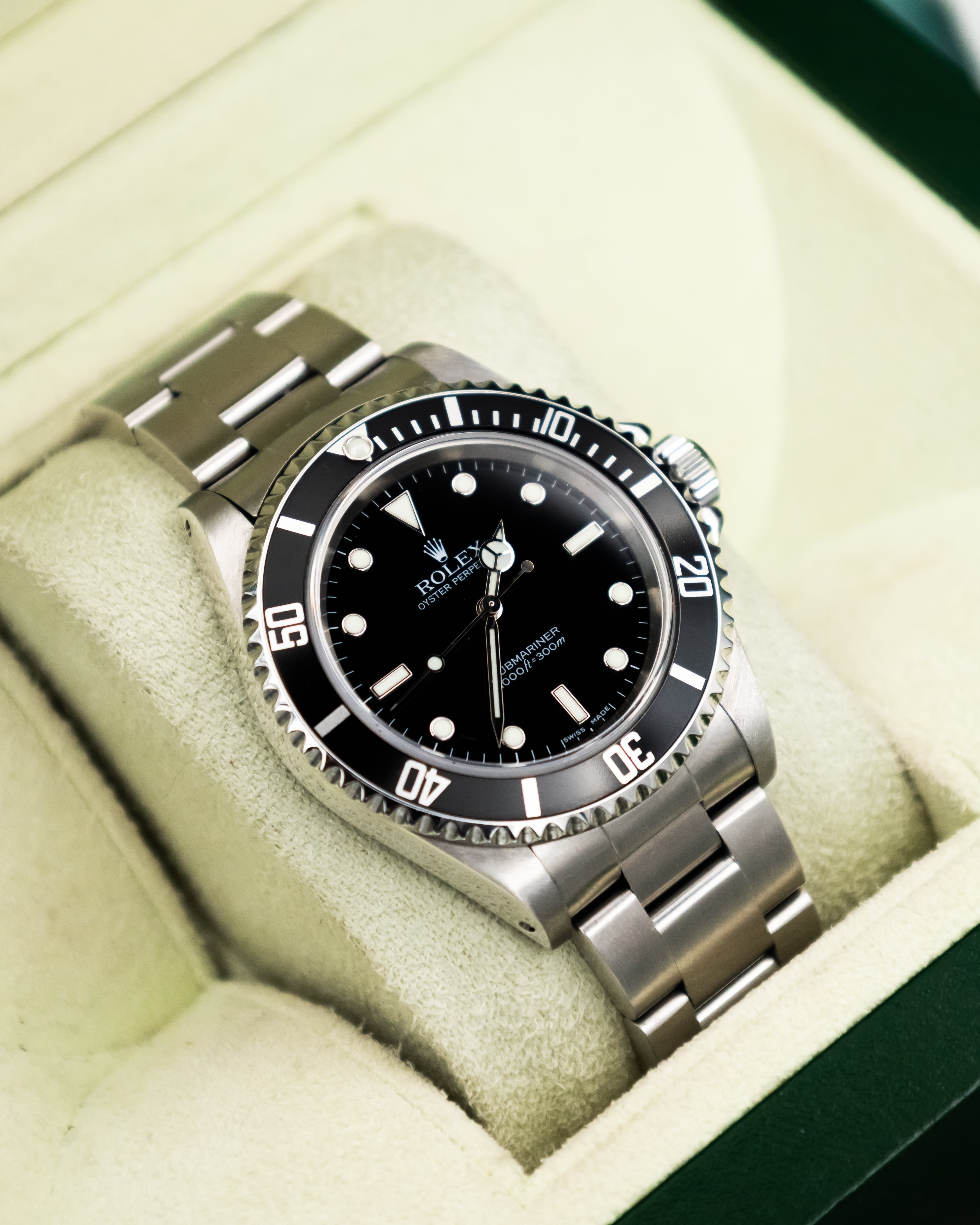 Rolex 14060M Submariner - Black Dial