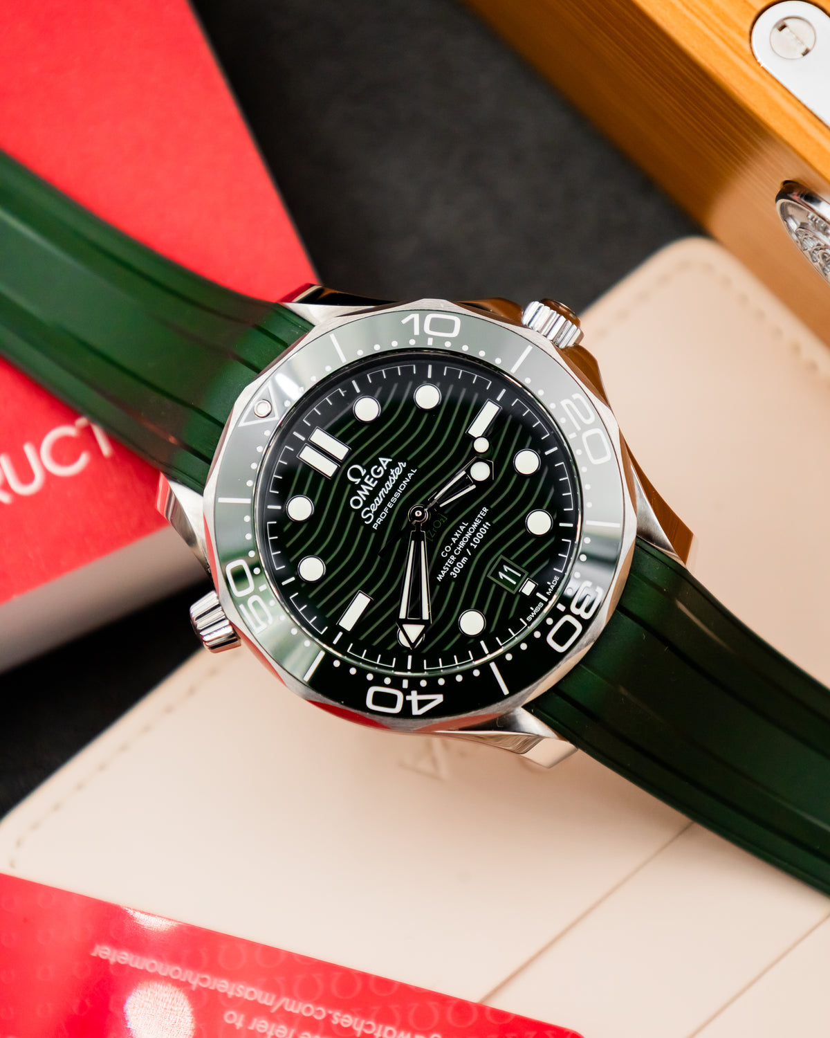 Omega Seamaster Diver 300M Co-Axial - Green Dial