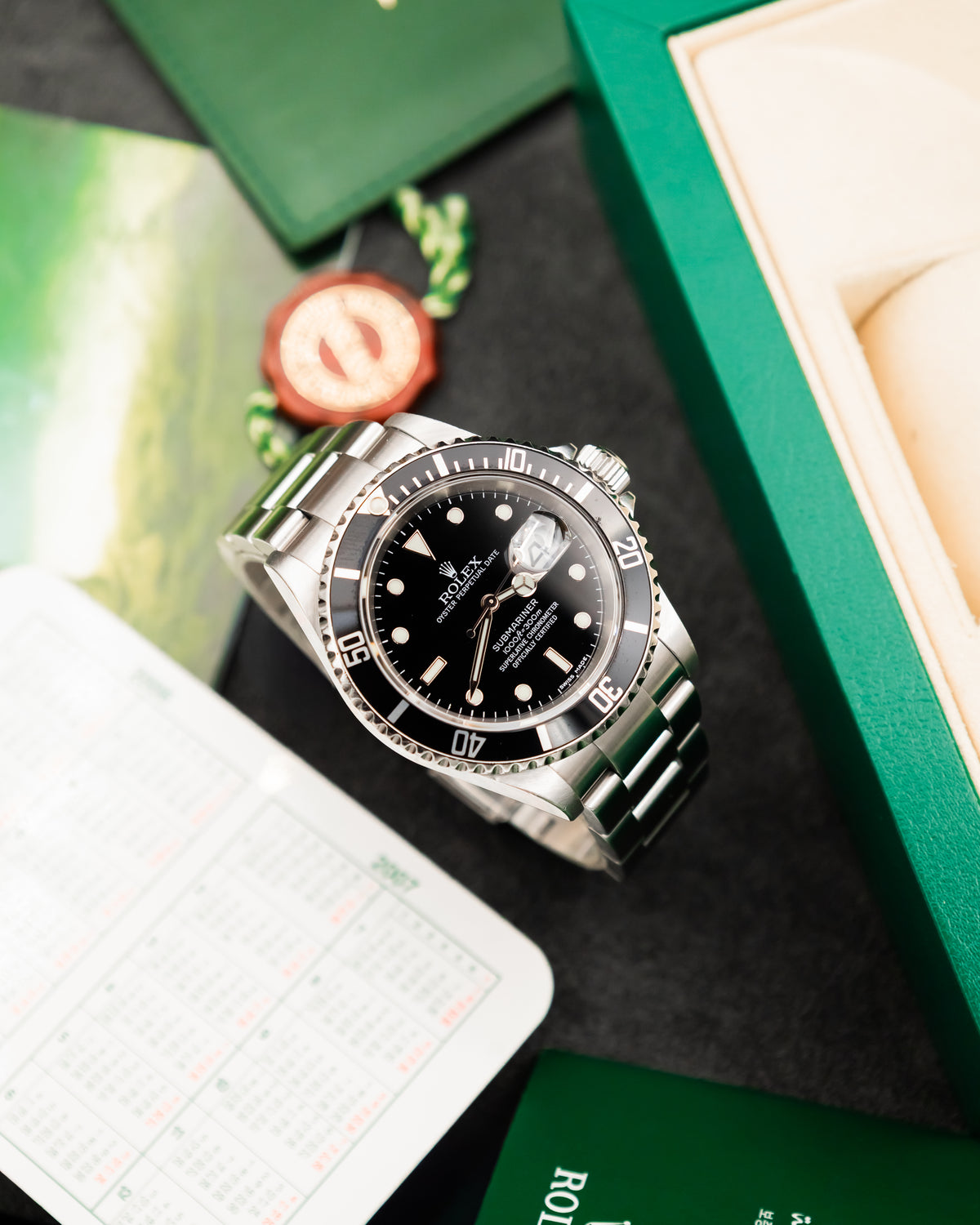 Rolex 16610T Submariner Date - black Swiss made dial