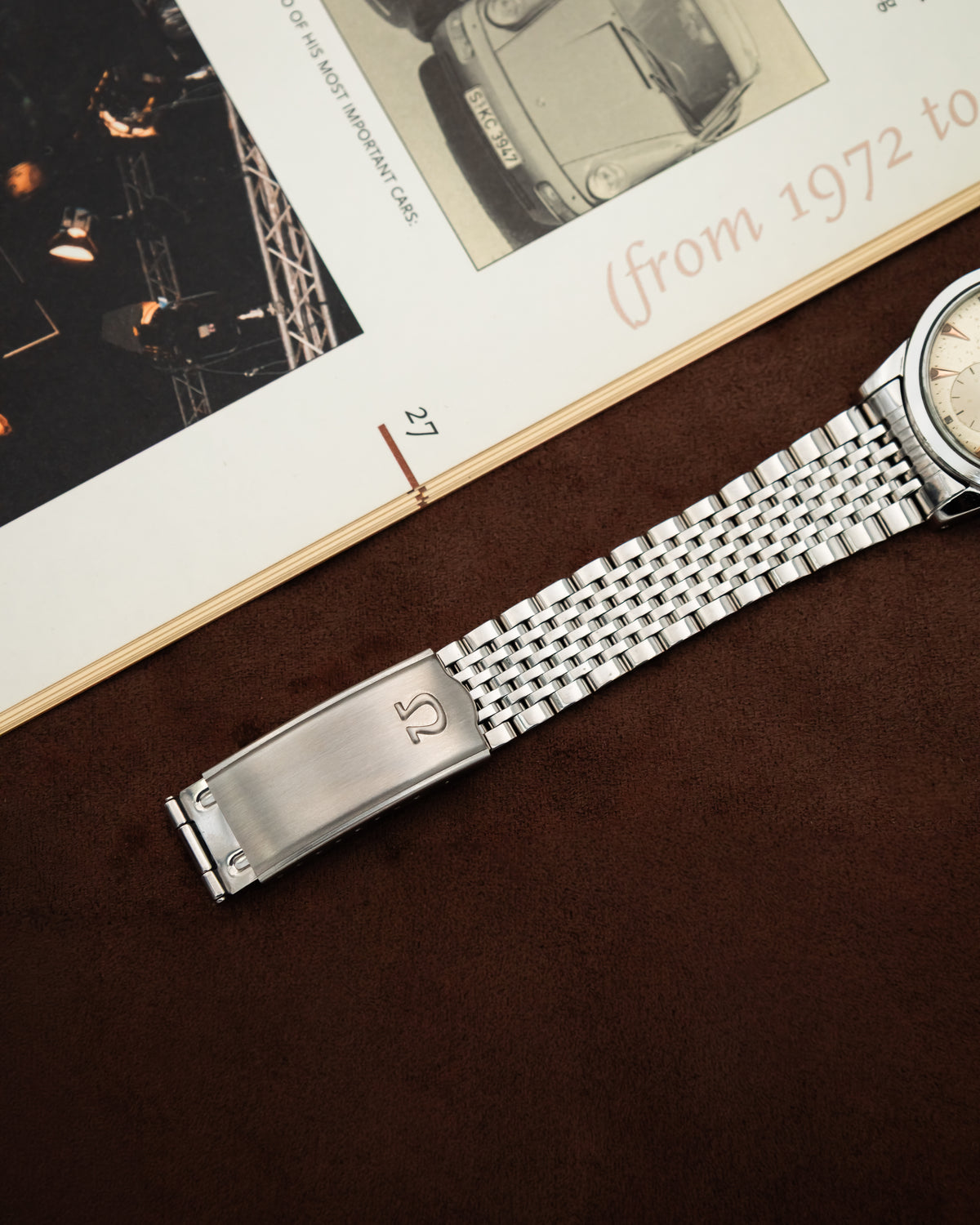 Omega 2576-1 Bumper Sub-Second - Silver cream dial