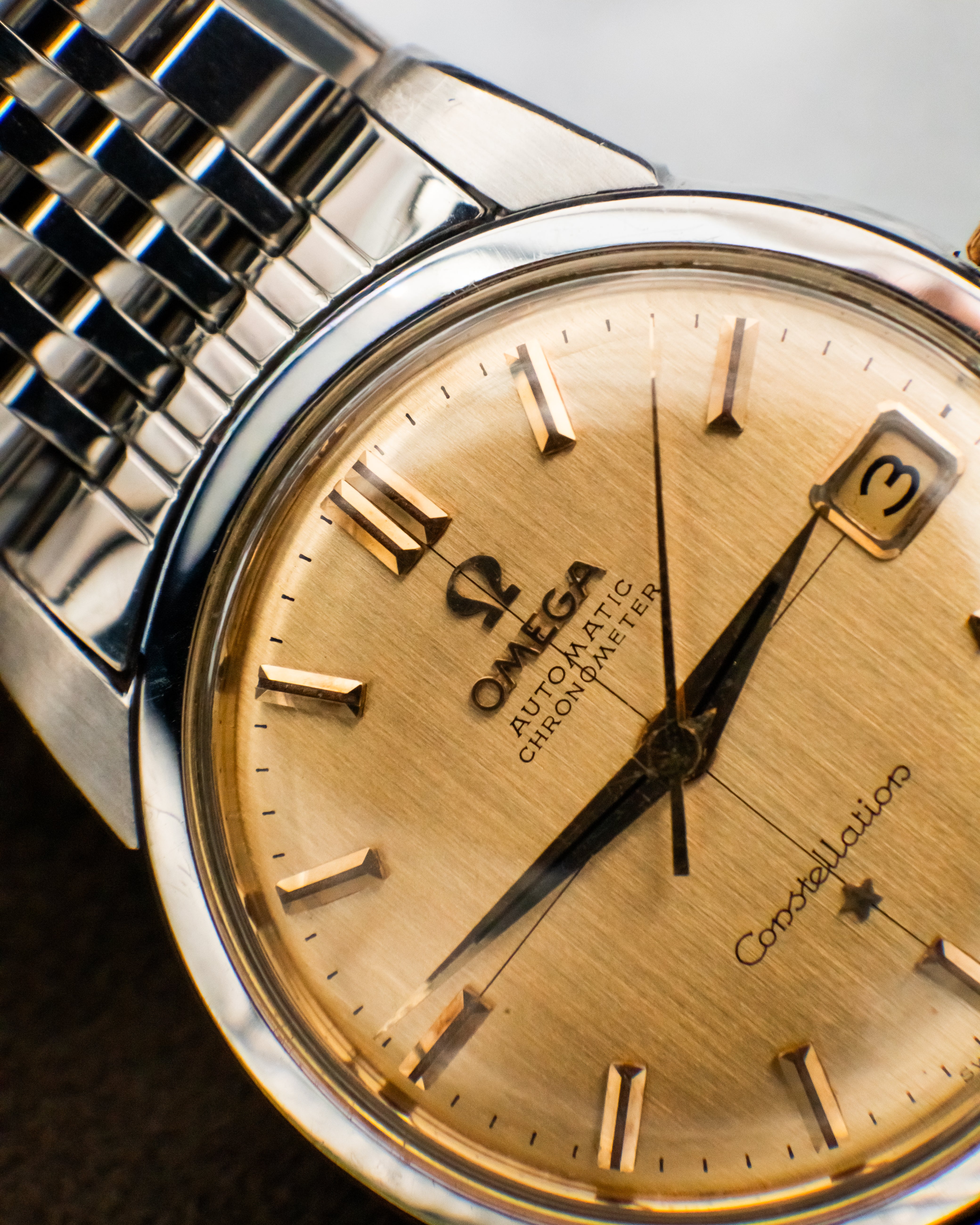 Omega Constellation Automatic - Gold Brushed Dial