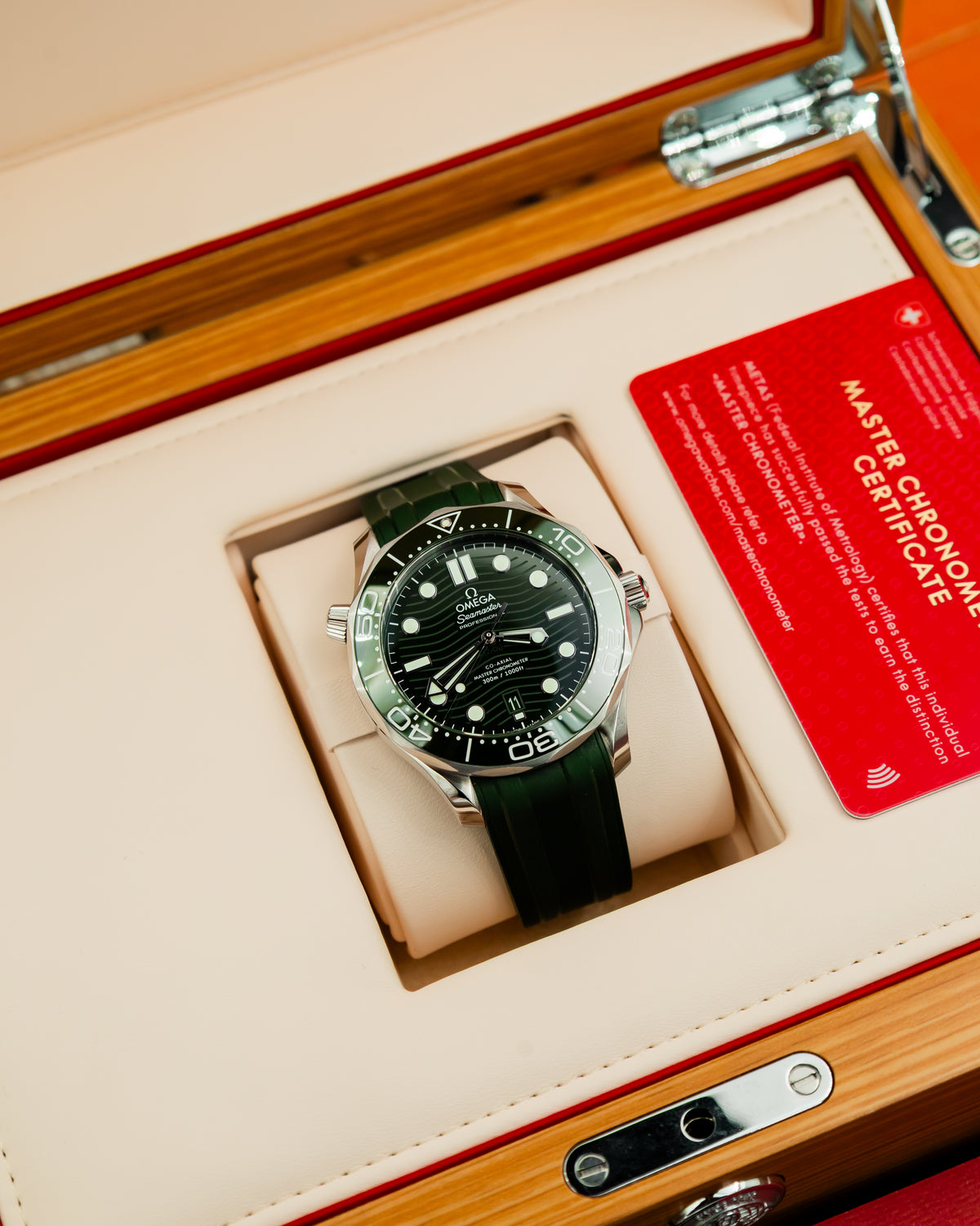 Omega Seamaster Diver 300M Co-Axial - Green Dial