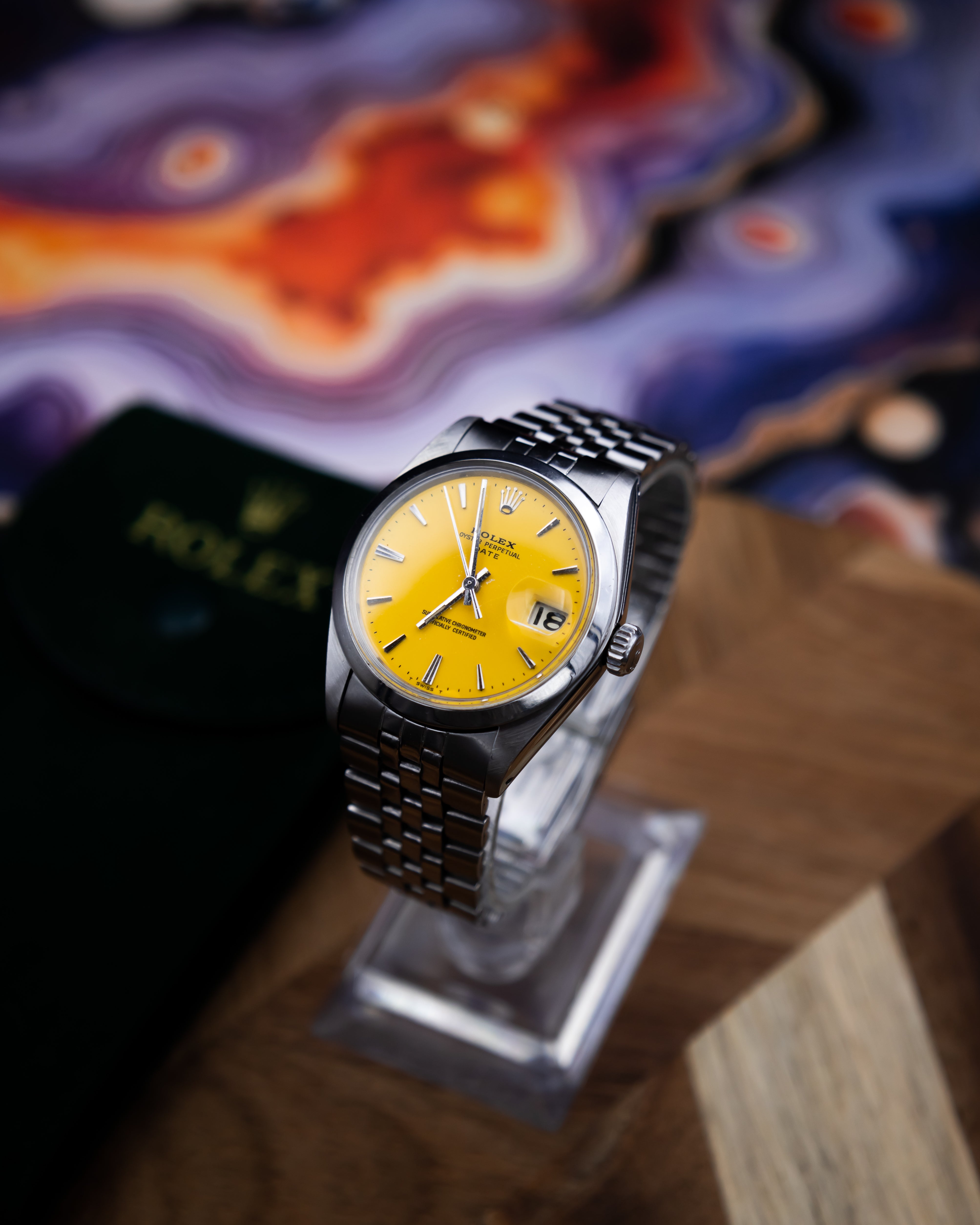 Rolex 1500 Oyster Perpetual Date - yellow dial