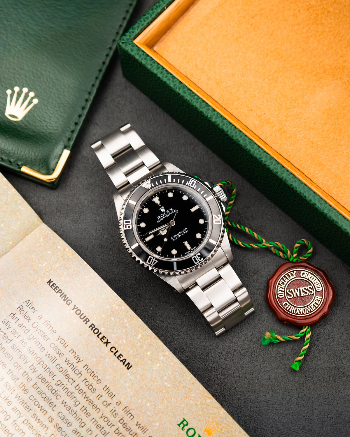 Rolex 14060 Submariner No Date - Swiss Made dial