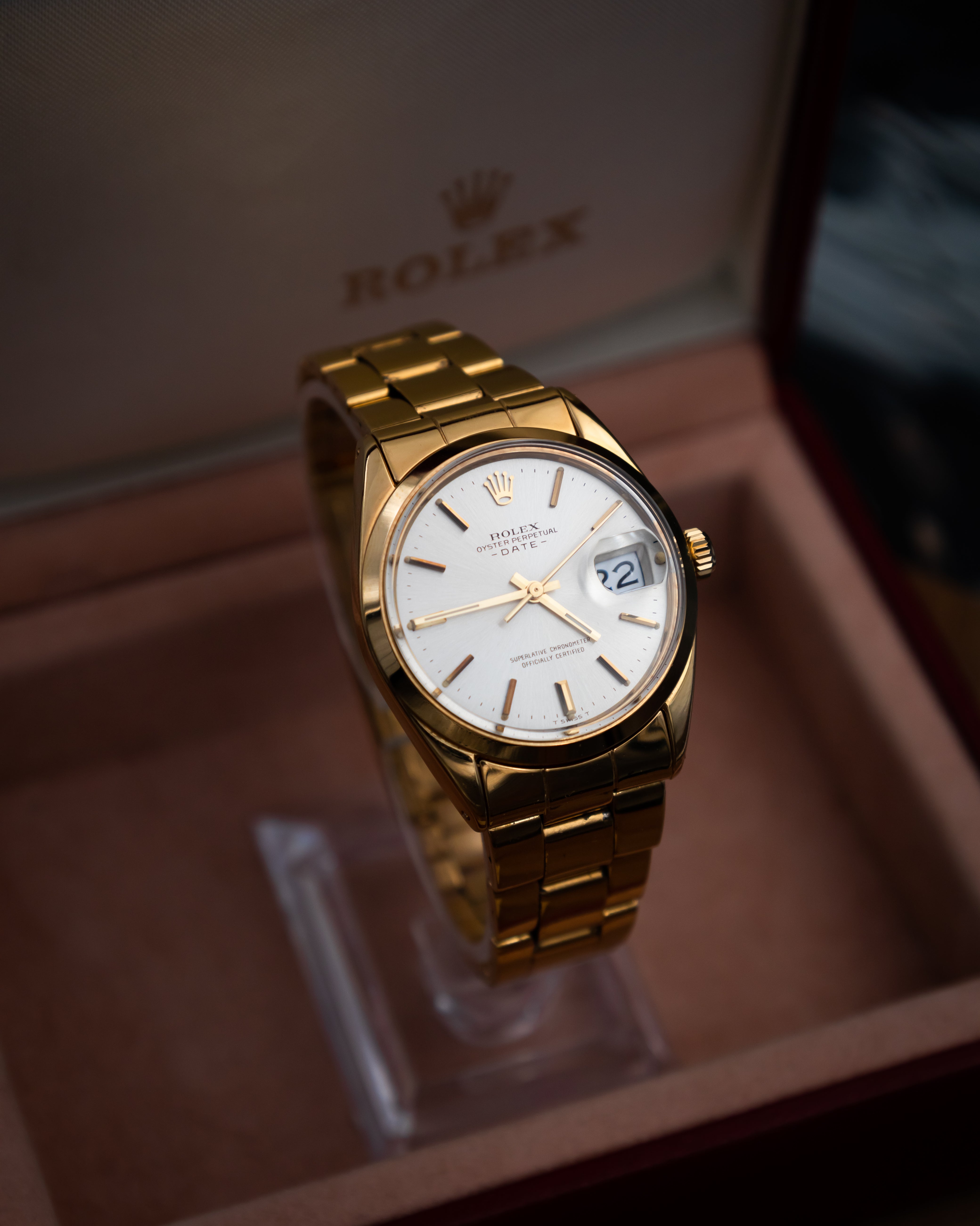 Rolex 1550 Oyster Perpetual date - Golden egg