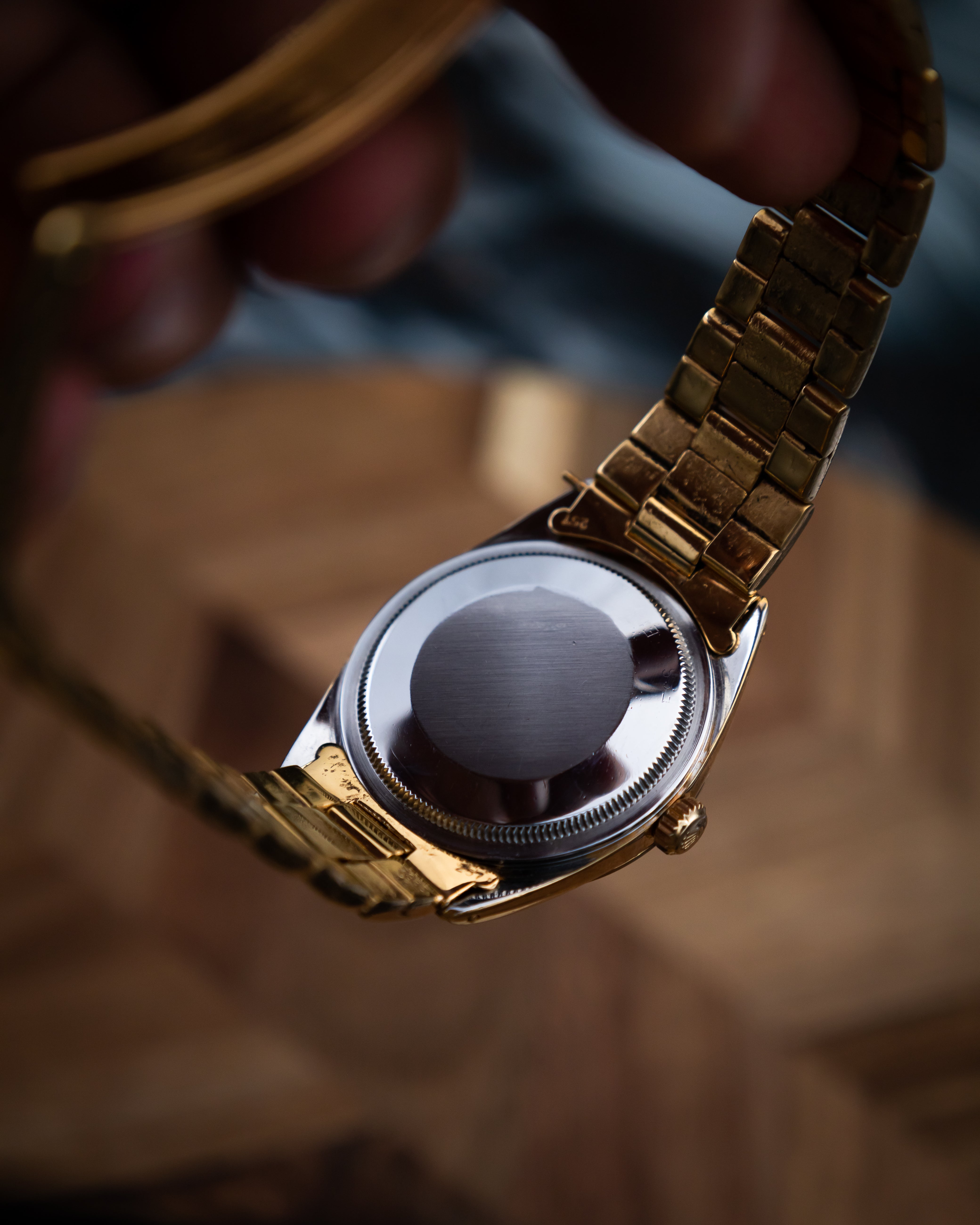 Rolex 1550 Oyster Perpetual date - Golden egg